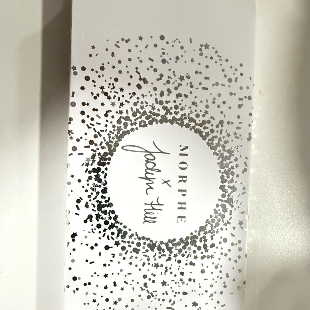 Morphe White and Silver Eyeshadow Palette